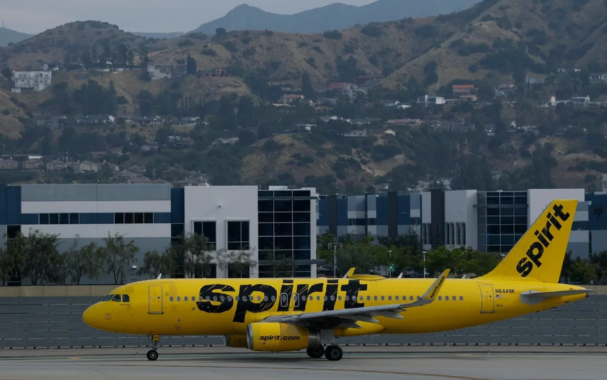Spirit Airlines seeks a lifeline as Trump administration considers possible support