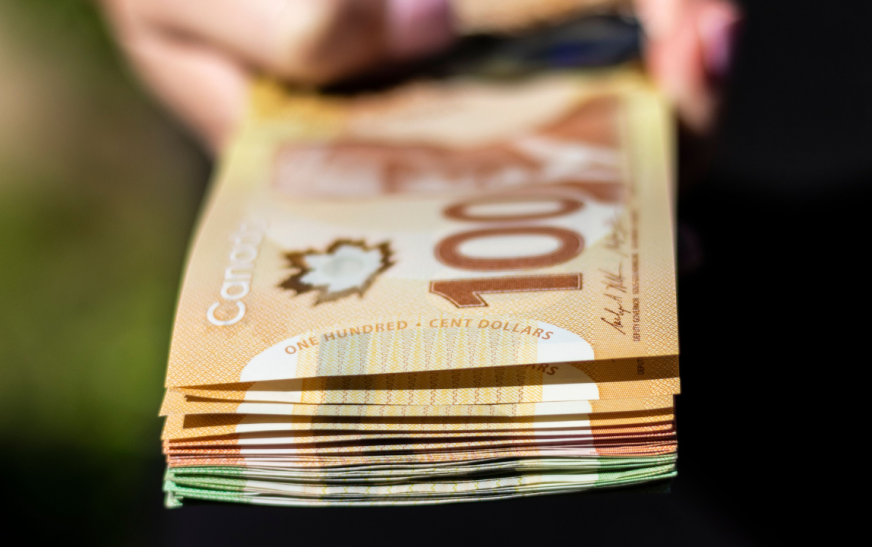 Canadian Dollar Outlook Improves as Factory Growth Supports the Loonie