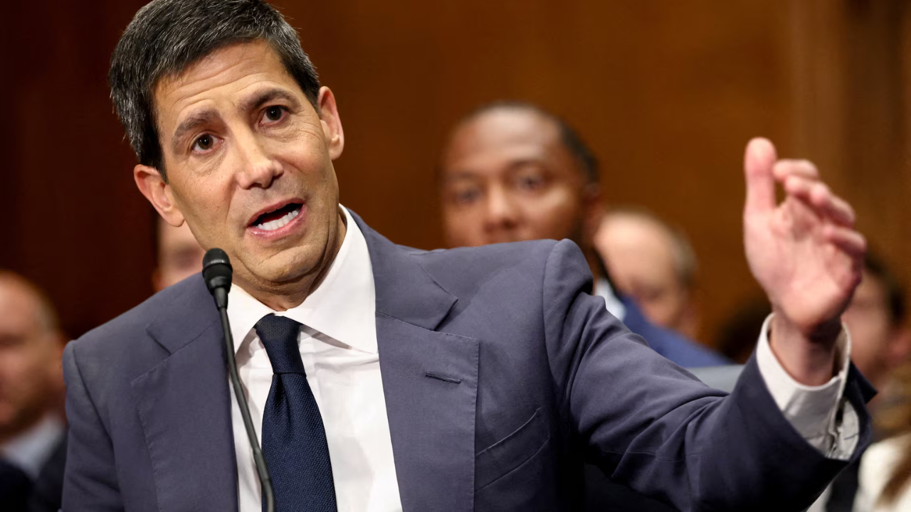 Market Outlook: Kevin Warsh Takes Over the Fed as Inflation Risks Return