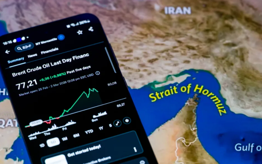 Oil Price Forecast: Iran Deal Hopes Pressure Brent