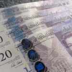 Pound forecast weakens as UK political uncertainty rises
